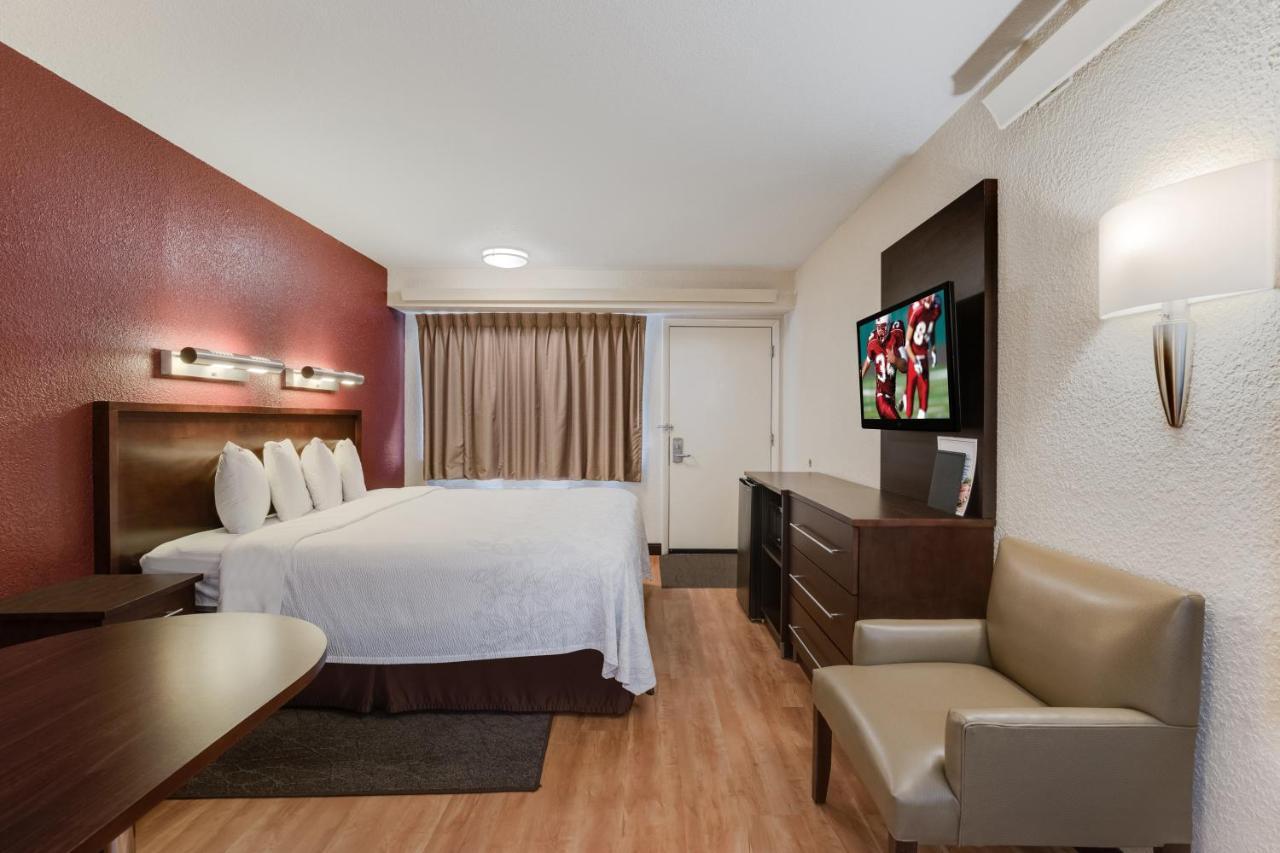 Super 8 By Wyndham Deerfield - Northbrook Ξενοδοχείο Εξωτερικό φωτογραφία