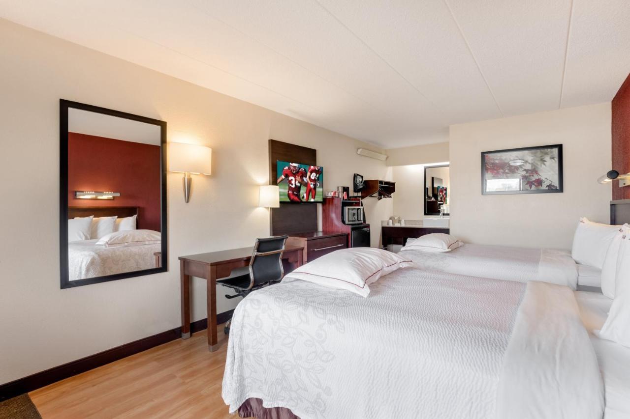 Super 8 By Wyndham Deerfield - Northbrook Ξενοδοχείο Εξωτερικό φωτογραφία