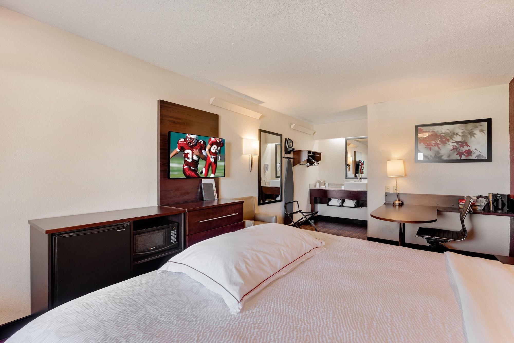 Super 8 By Wyndham Deerfield - Northbrook Ξενοδοχείο Εξωτερικό φωτογραφία