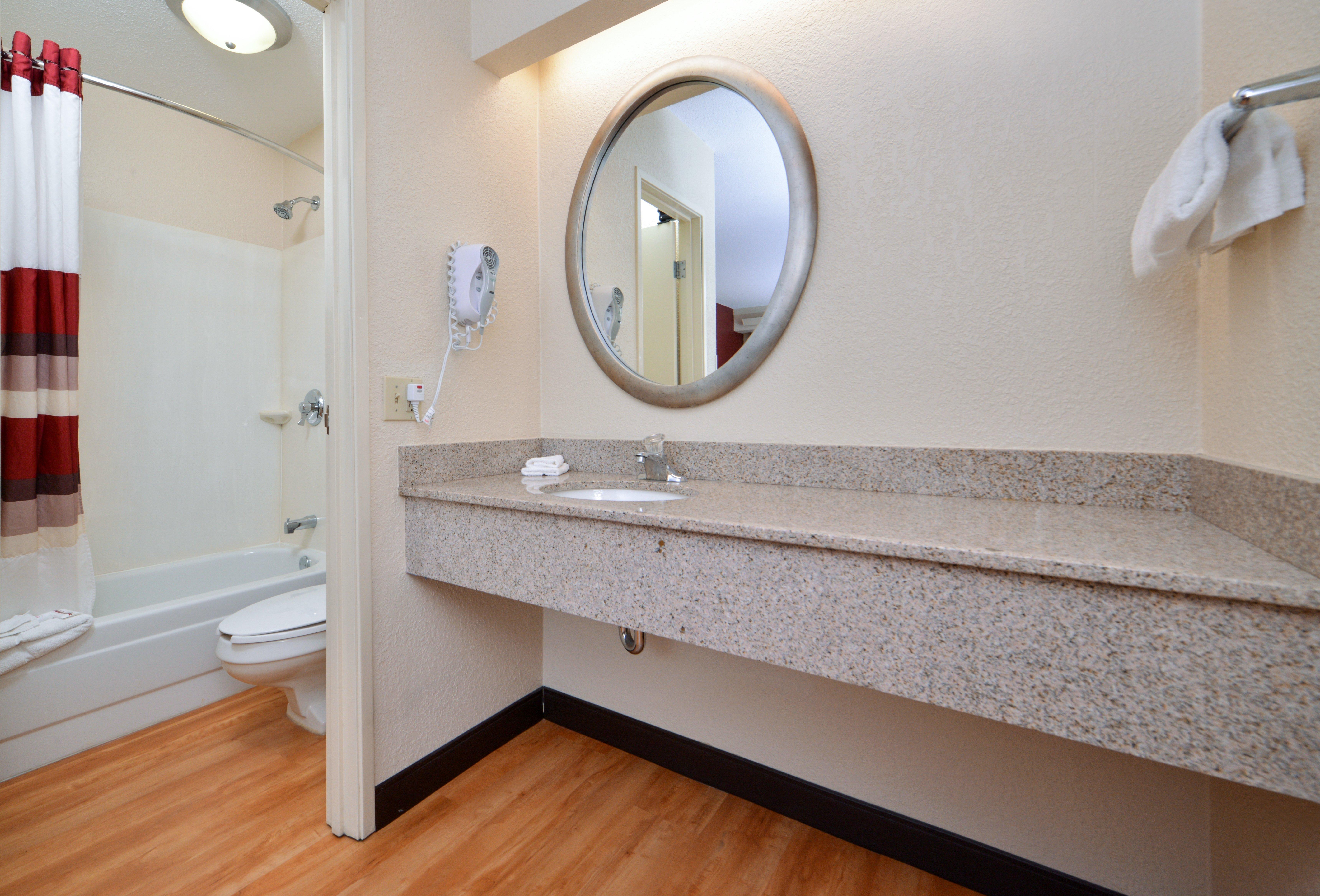Super 8 By Wyndham Deerfield - Northbrook Ξενοδοχείο Εξωτερικό φωτογραφία