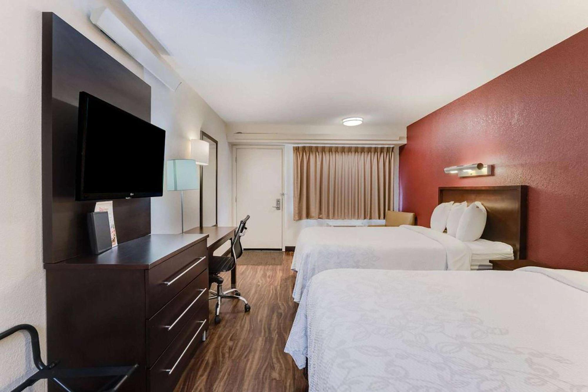 Super 8 By Wyndham Deerfield - Northbrook Ξενοδοχείο Εξωτερικό φωτογραφία
