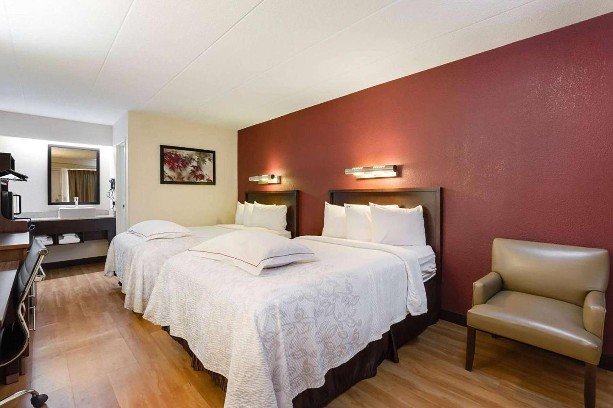 Super 8 By Wyndham Deerfield - Northbrook Ξενοδοχείο Εξωτερικό φωτογραφία