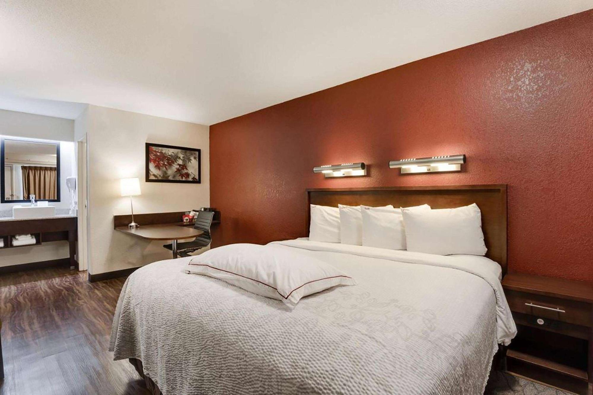 Super 8 By Wyndham Deerfield - Northbrook Ξενοδοχείο Εξωτερικό φωτογραφία